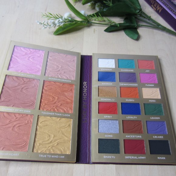 DISNEY Eyeshadow Palettes Bundle NIB Mulan, Snow White, Beauty and the Beast - Picture 4 of 6